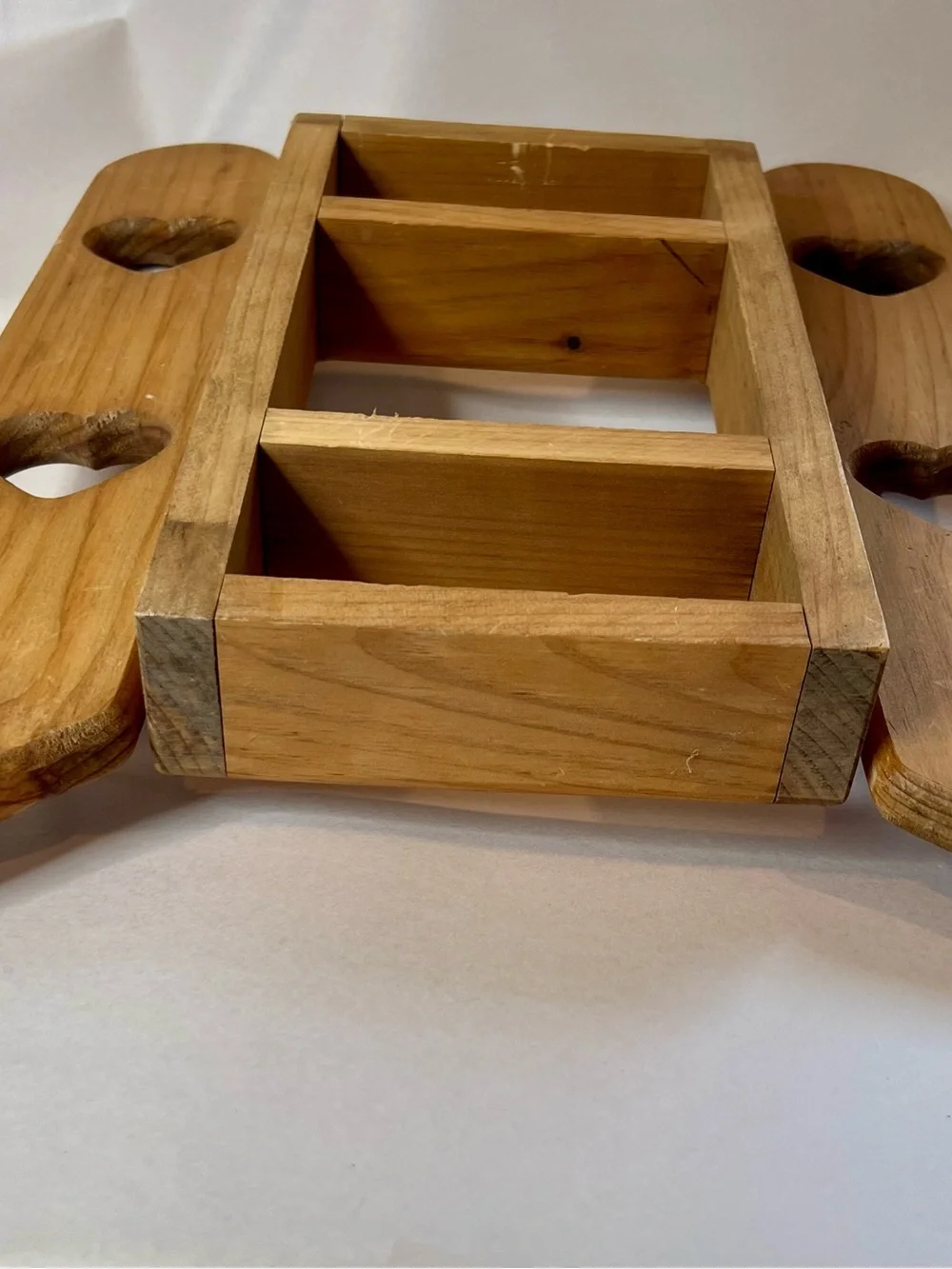 Vintage 80s Wood Heart Cutout Wall Shelf 4 Peg Hanging Country Cottage Farmhouse